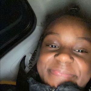 Meet your Posher, Ava